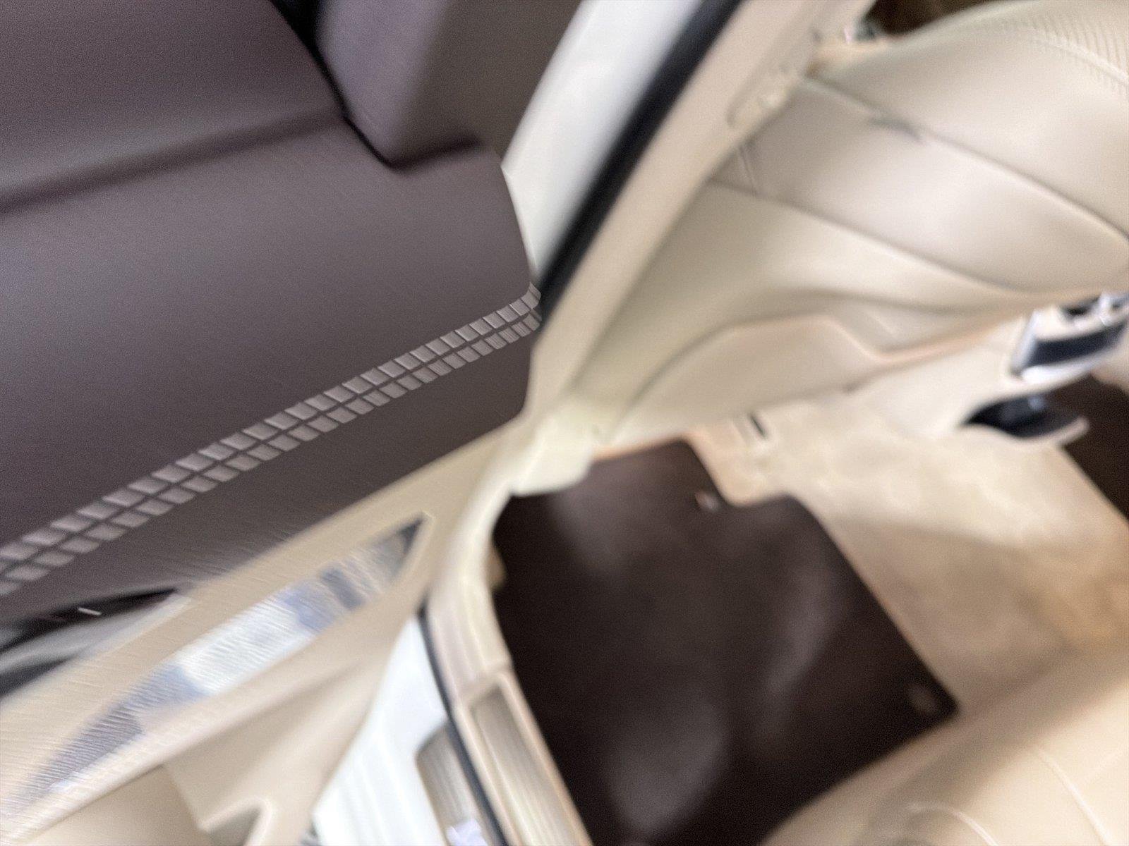 Used 2020 White Mercedes-Benz S 560 image 21