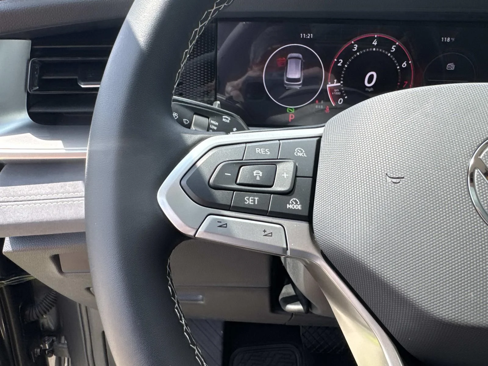 New 2026 Gray Volkswagen 2.0T SE image 15