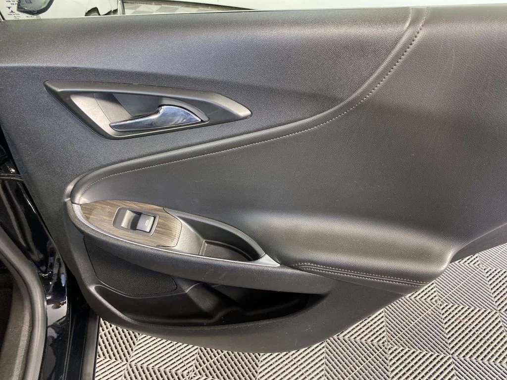 Used 2024 Black Chevrolet LT image 27