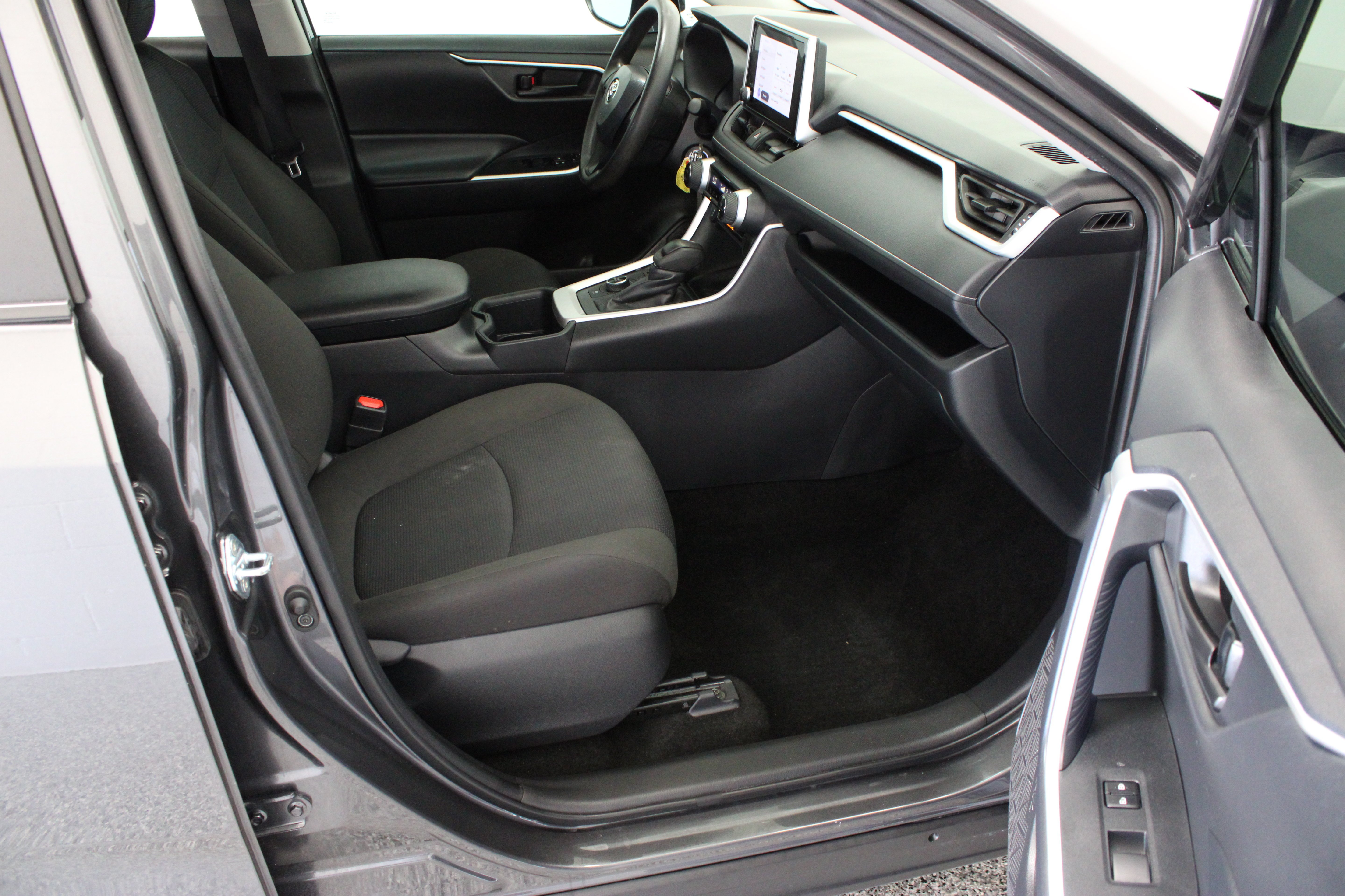 Used 2025 Gray Toyota Hybrid LE image 32