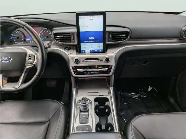 Used 2022 White Ford XLT image 15