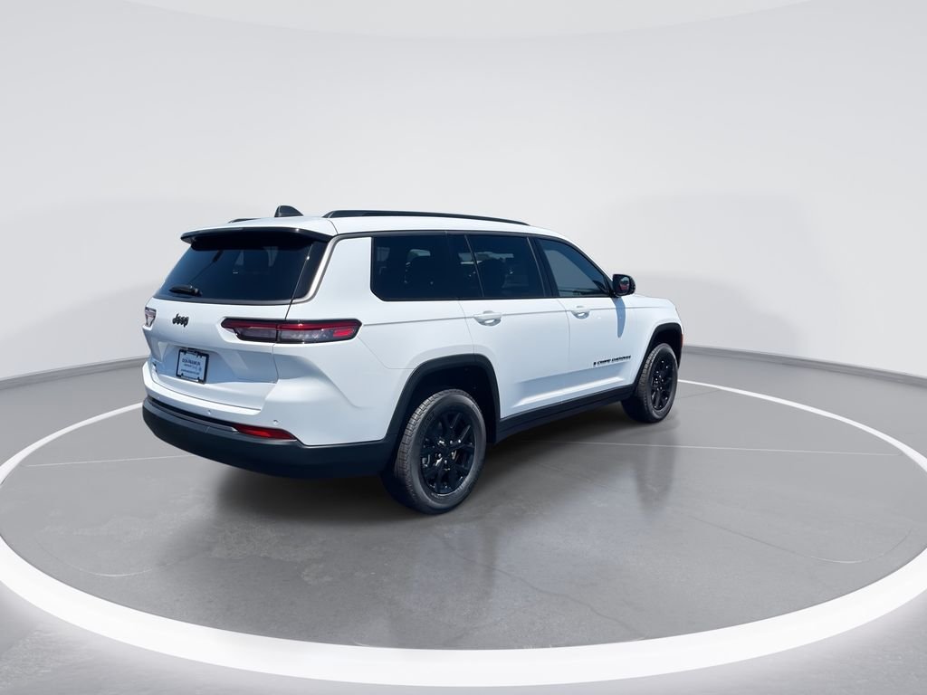 New 2026 Bright White Clear-Coat Exterior Paint Jeep Laredo image 8