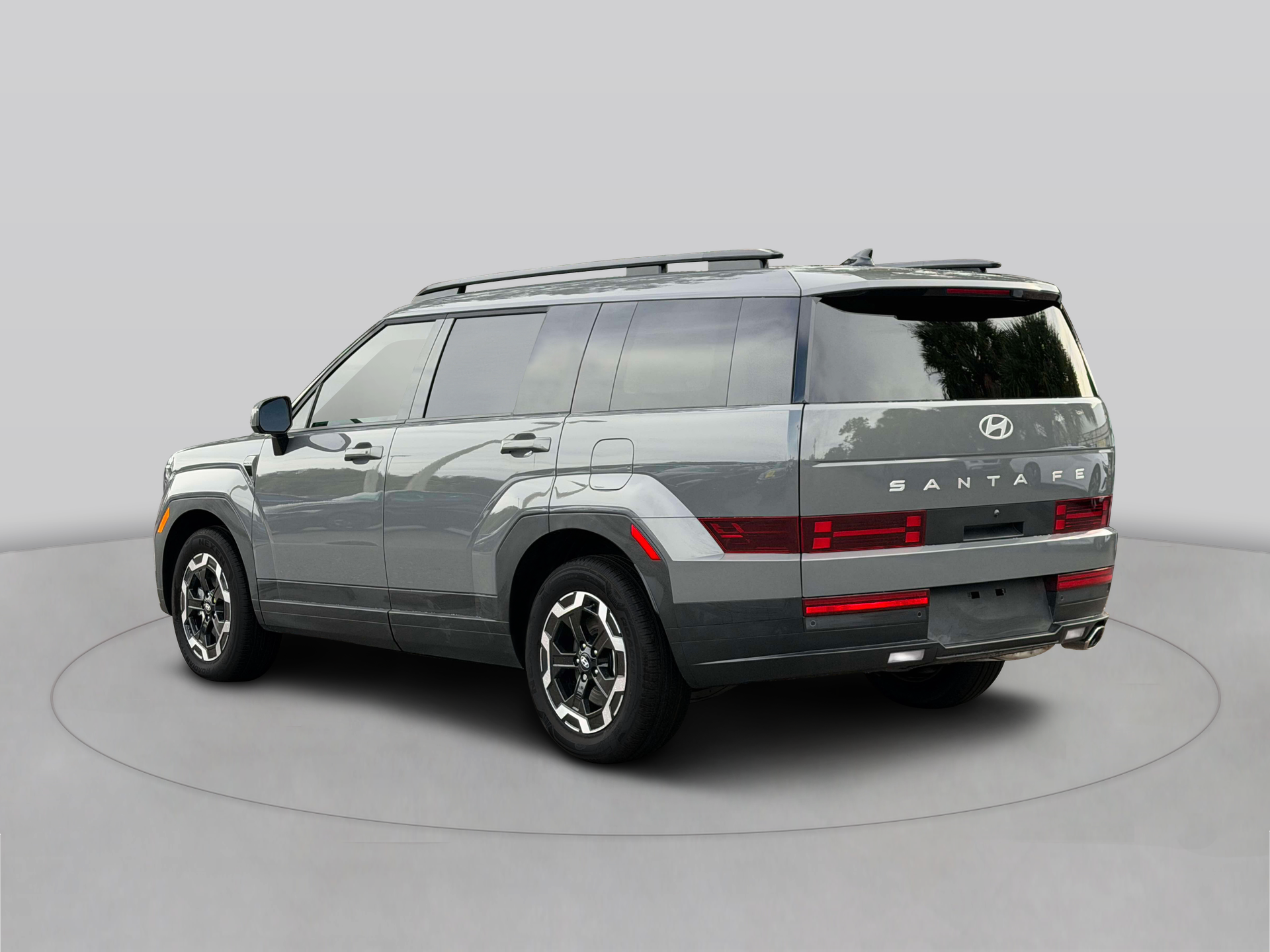 New 2027 Gray Hyundai SEL FWD image 5