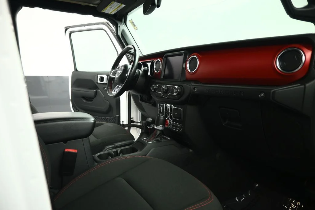 Used 2023 White Jeep Rubicon image 58