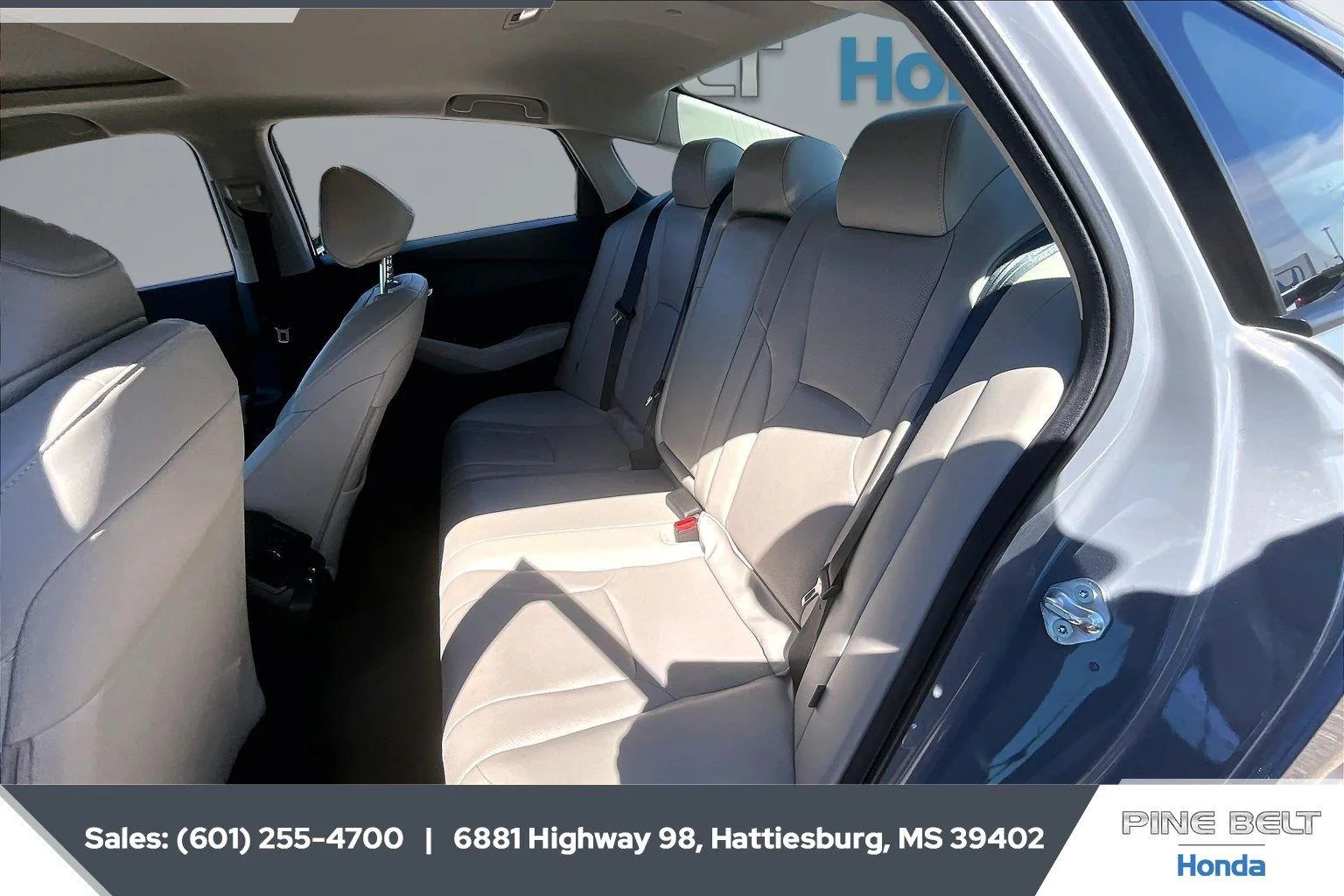 Used 2025 Urban Gray Pearl Honda EX-L image 19