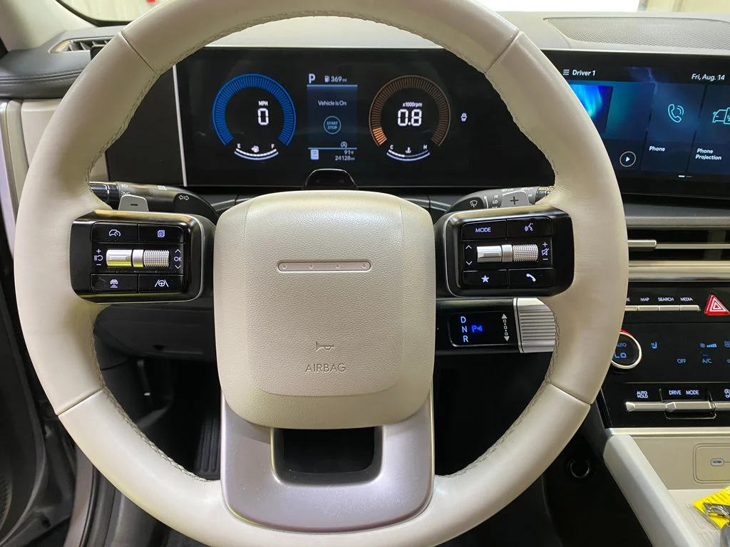 Used 2026 Silver Hyundai SEL image 33