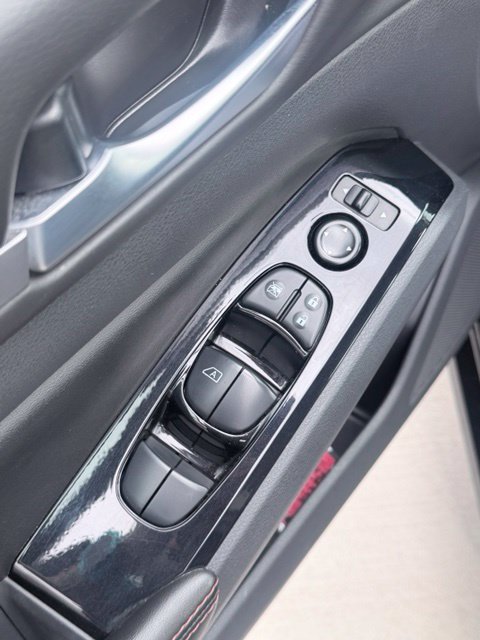 2025 Nissan Altima SR - Photo 21