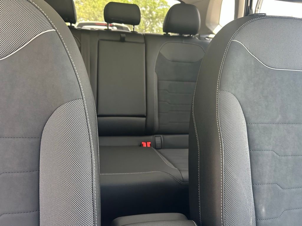 New 2026 White Volkswagen 1.5T SE Black image 36