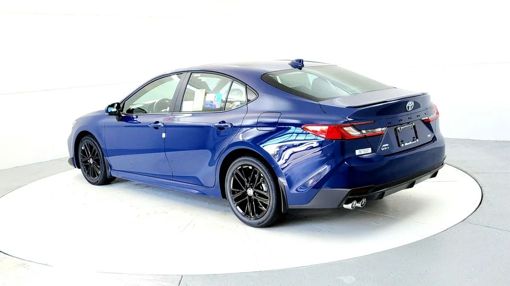 New 2026 Reservoir Blue Toyota SE image 4