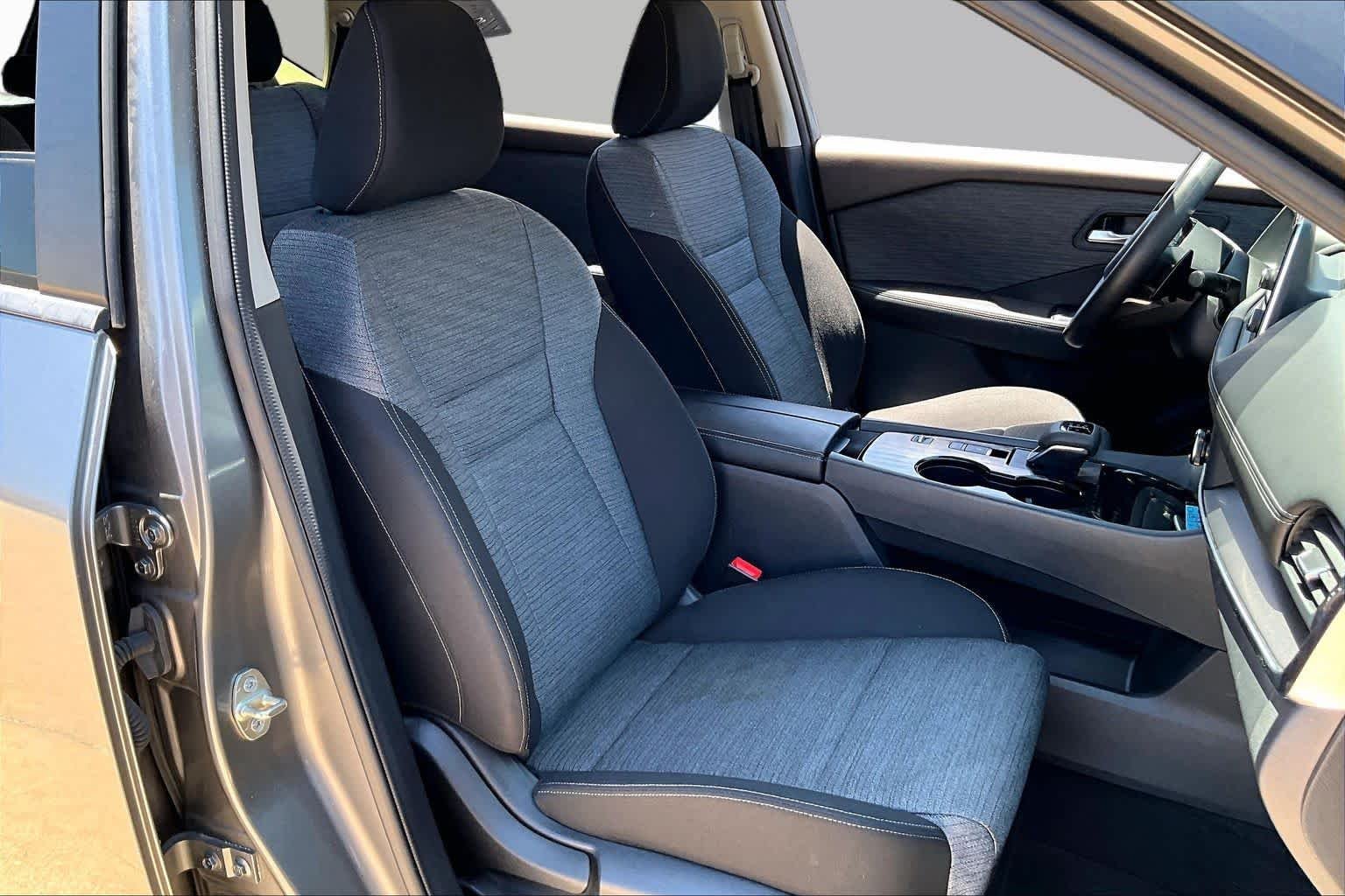 Certified Used 2023 Gun Metallic Nissan SV image 8