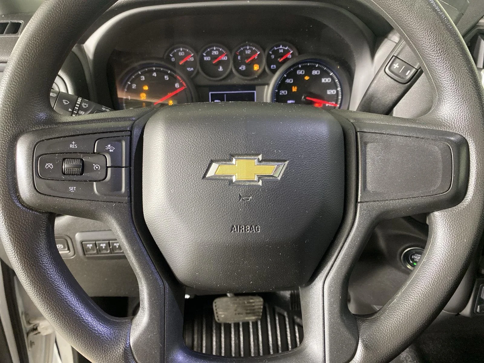 Used 2025 Summit White Chevrolet Work Truck image 12