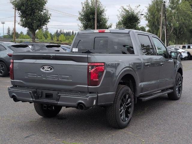 New 2026 Carbonized Gray Metallic Ford XLT image 5