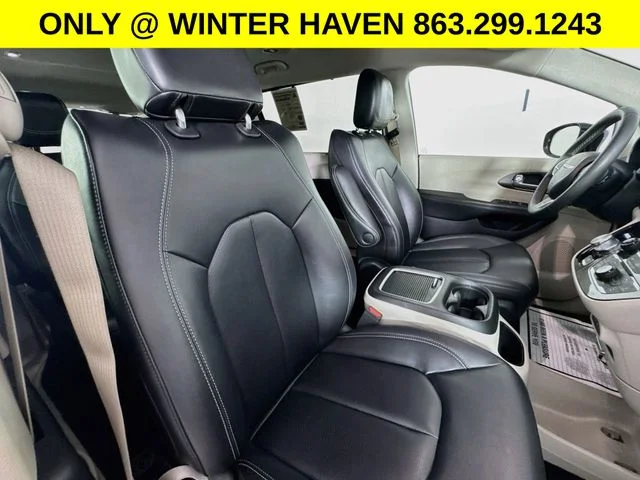 Used 2024 Red Chrysler Touring L image 28