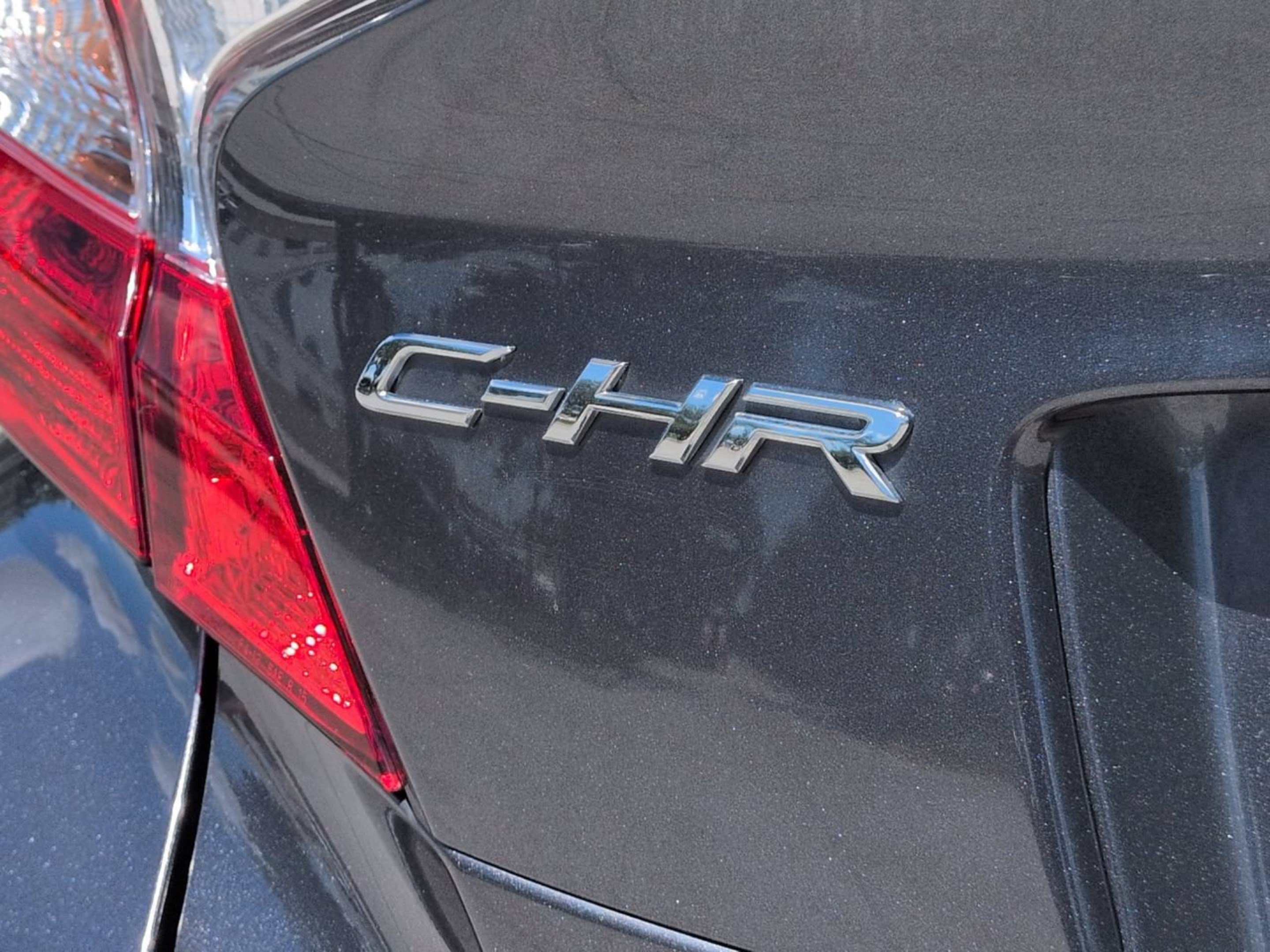 Used 2019 Magnetic Gray Metallic Toyota XLE image 15