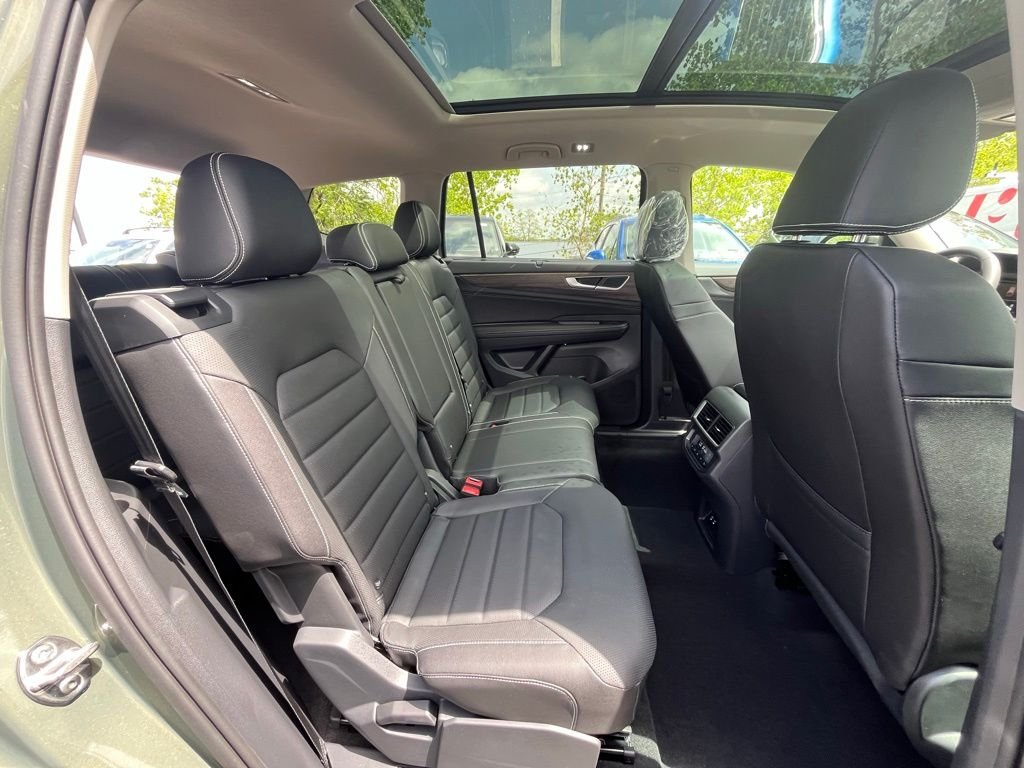 New 2026 Green Volkswagen 2.0T SEL image 24