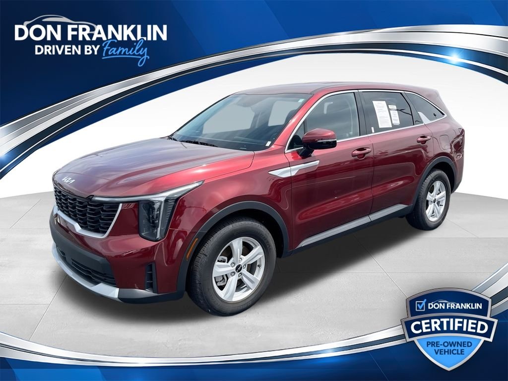 Used 2025 Red Kia LX image 1