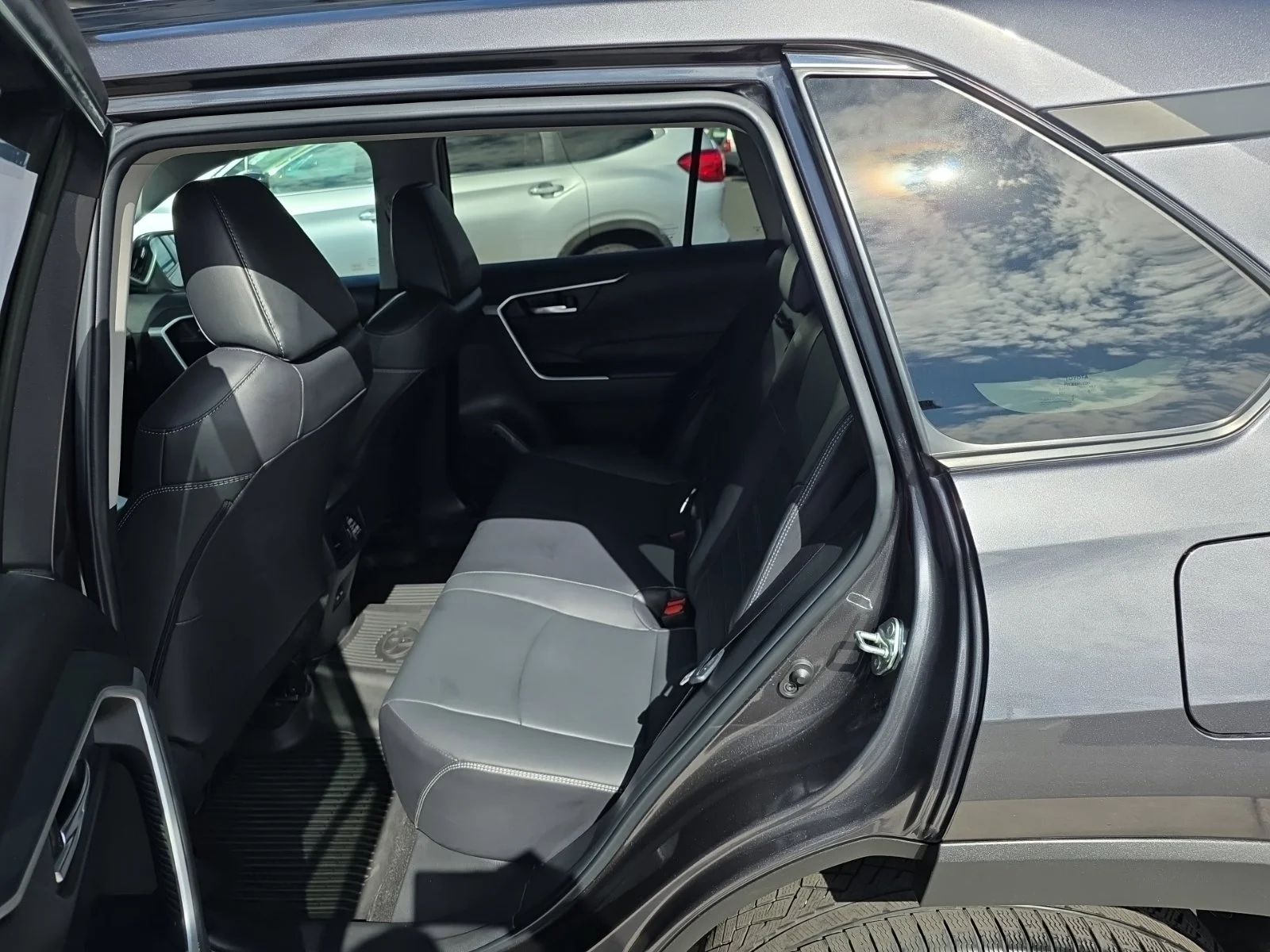 Used 2023 Magnetic Gray Metallic Toyota XLE Premium image 13
