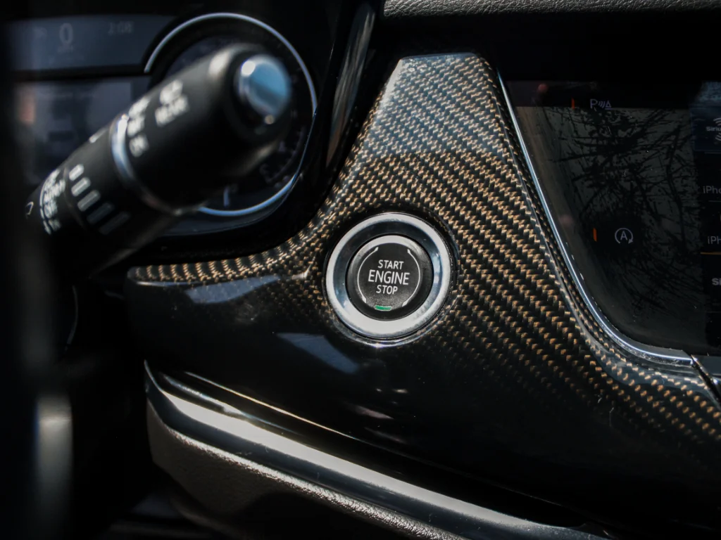 Used 2021  Cadillac Sport image 18