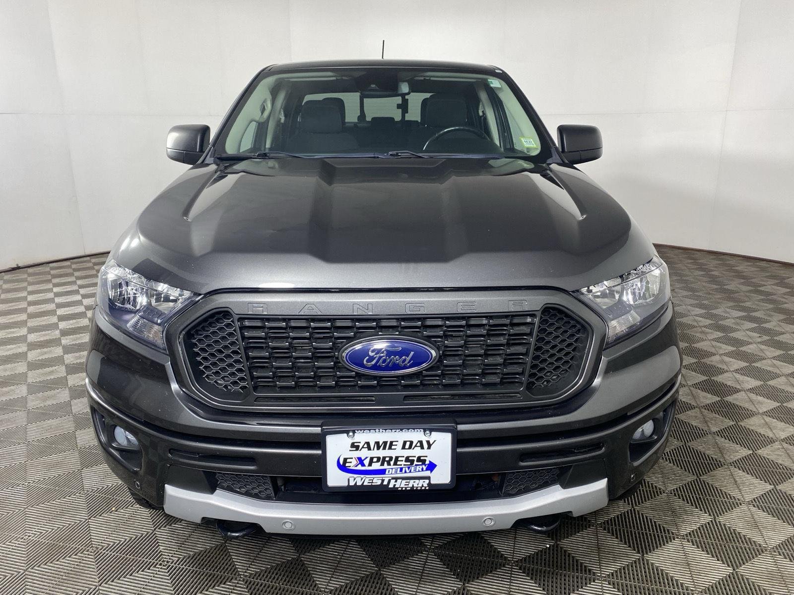 Used 2019 Magnetic Ford XLT image 5