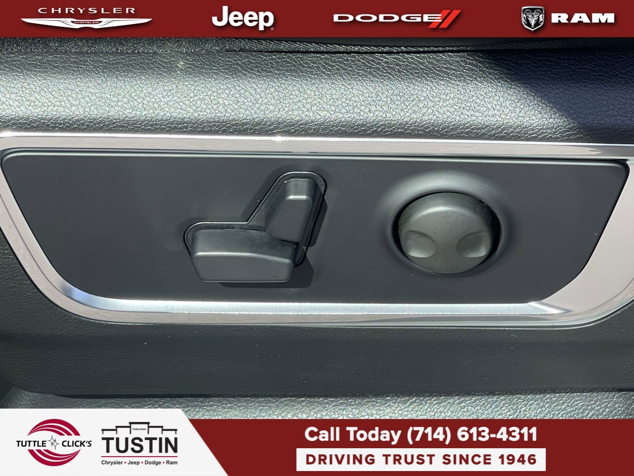 New 2026 Granite Crystal Metallic Clear-Coat Exterior Paint RAM Laramie image 22