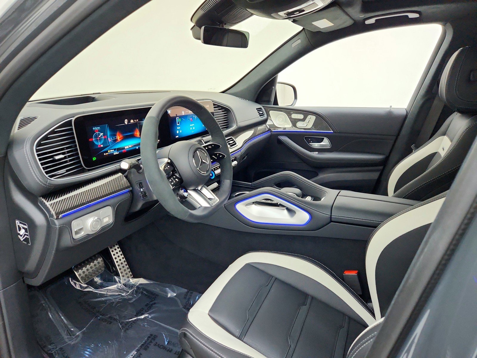 New 2026 MANUFAKTUR Silicon Grey Mercedes-Benz AMG® GLE 63 S 4MATIC+ SUV image 40