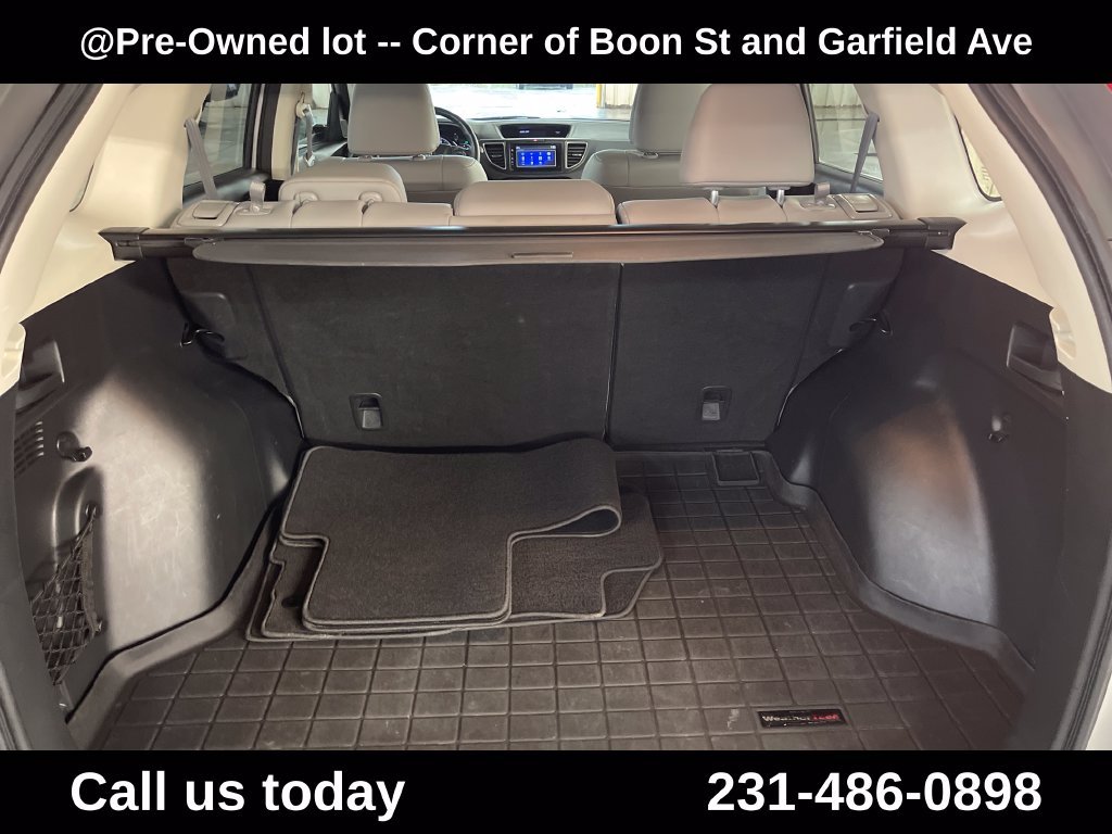 Used 2016 Silver Honda EX-L image 26