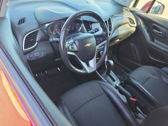 Used 2022 Red Chevrolet LT image 6