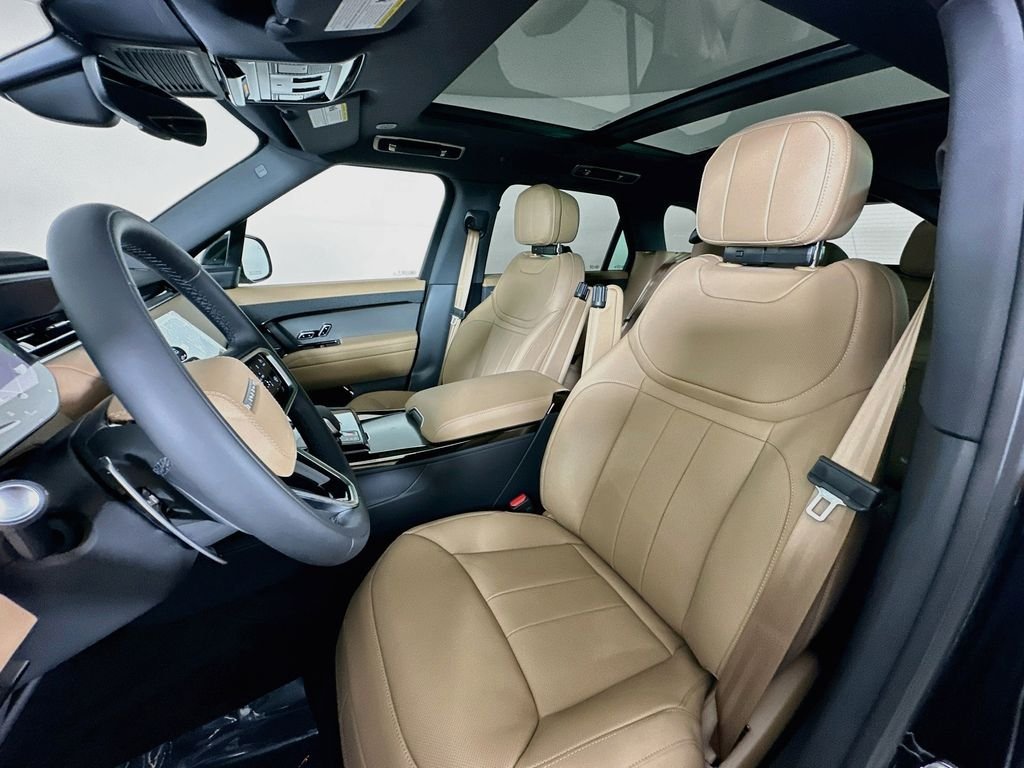 New 2027 Santorini Black LAND ROVER  image 11