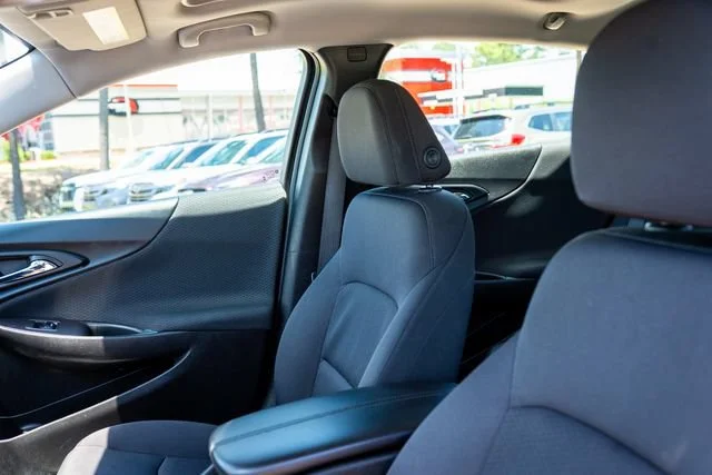 Used 2021 Northsky Blue Metallic Chevrolet LT image 32
