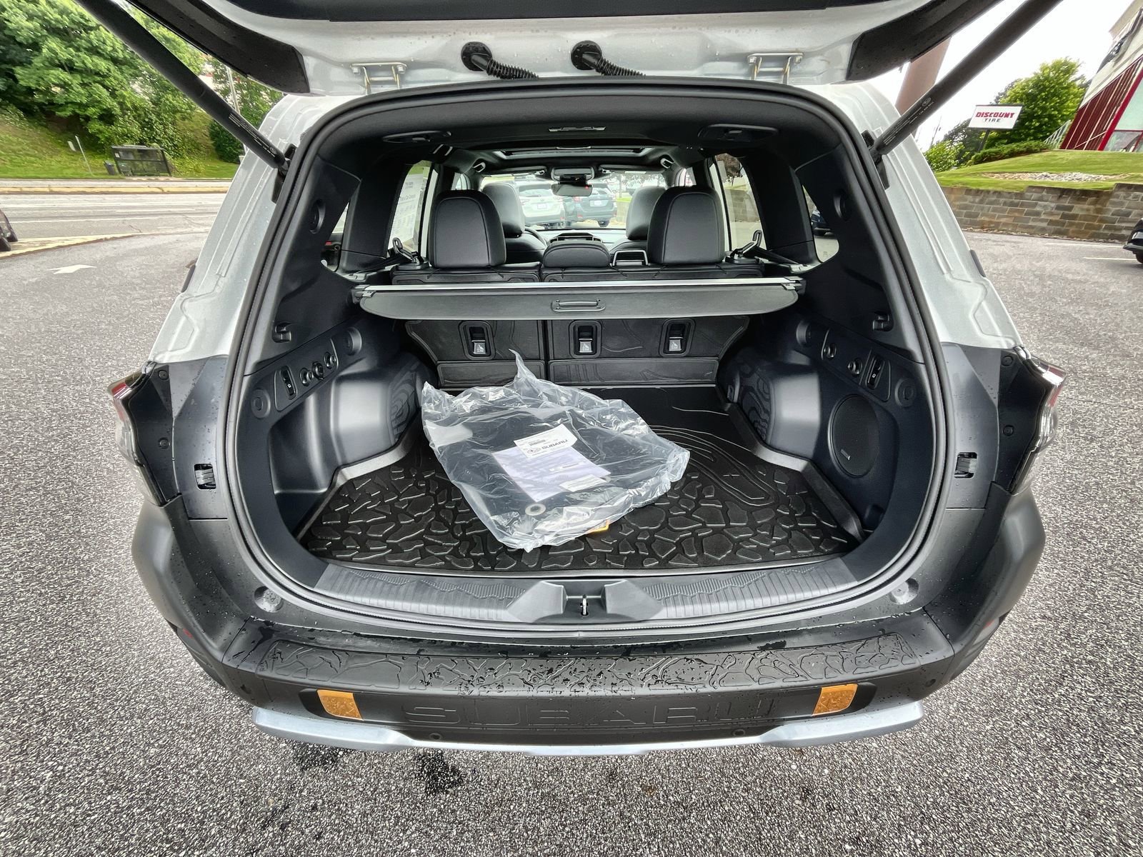 New 2026 CRYSTAL WHITE PEARL Subaru Wilderness image 28