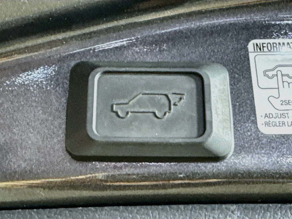 Used 2017 Gray Toyota XLE image 31