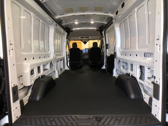 New 2026 Oxford White Ford Cargo Van image 18