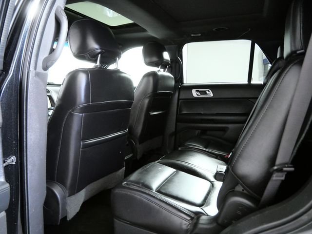 Used 2013 Black Ford XLT image 13