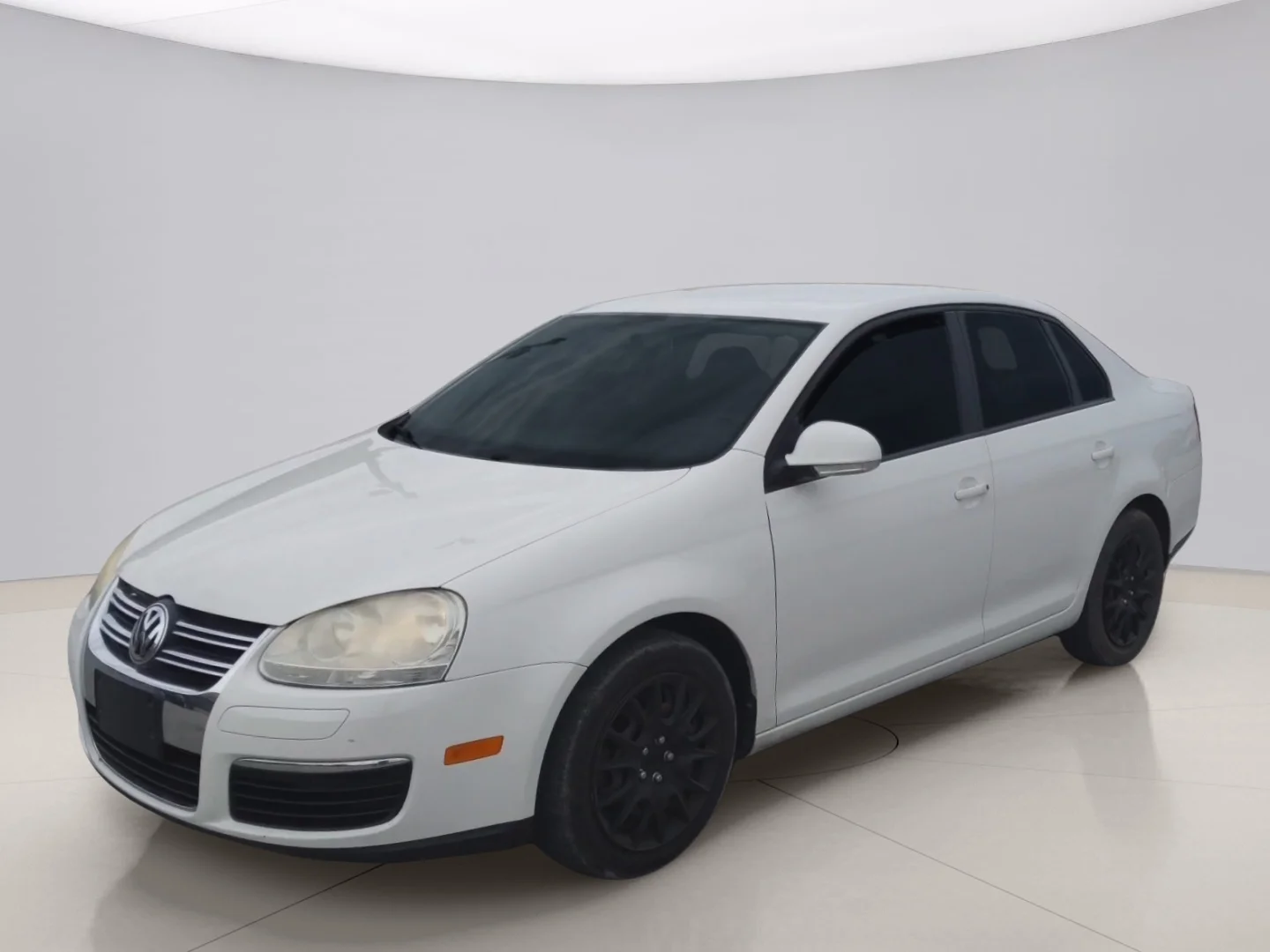 Used 2009 White Volkswagen S image 1