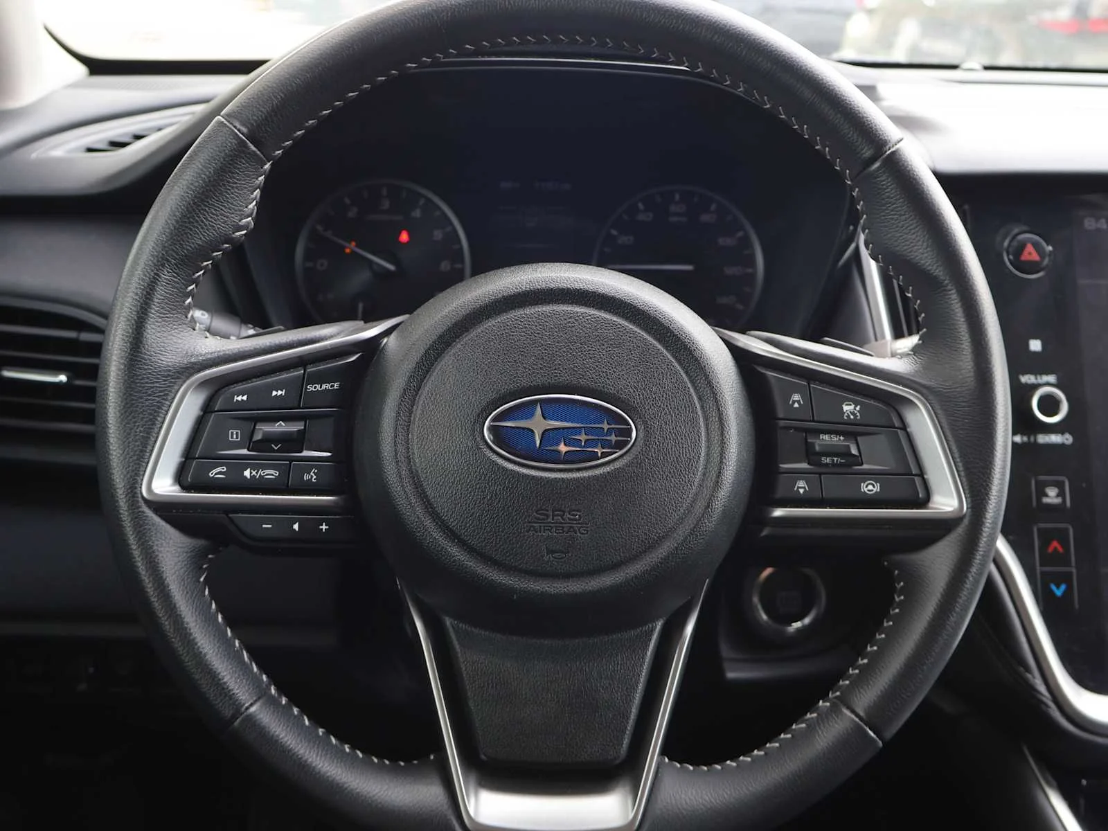 Certified Used 2025 Ice Silver Metallic Subaru Premium image 18