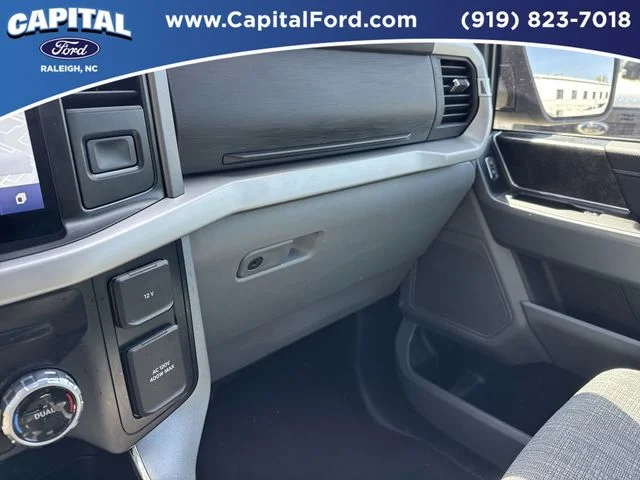 Used 2023 Black Ford XLT image 29