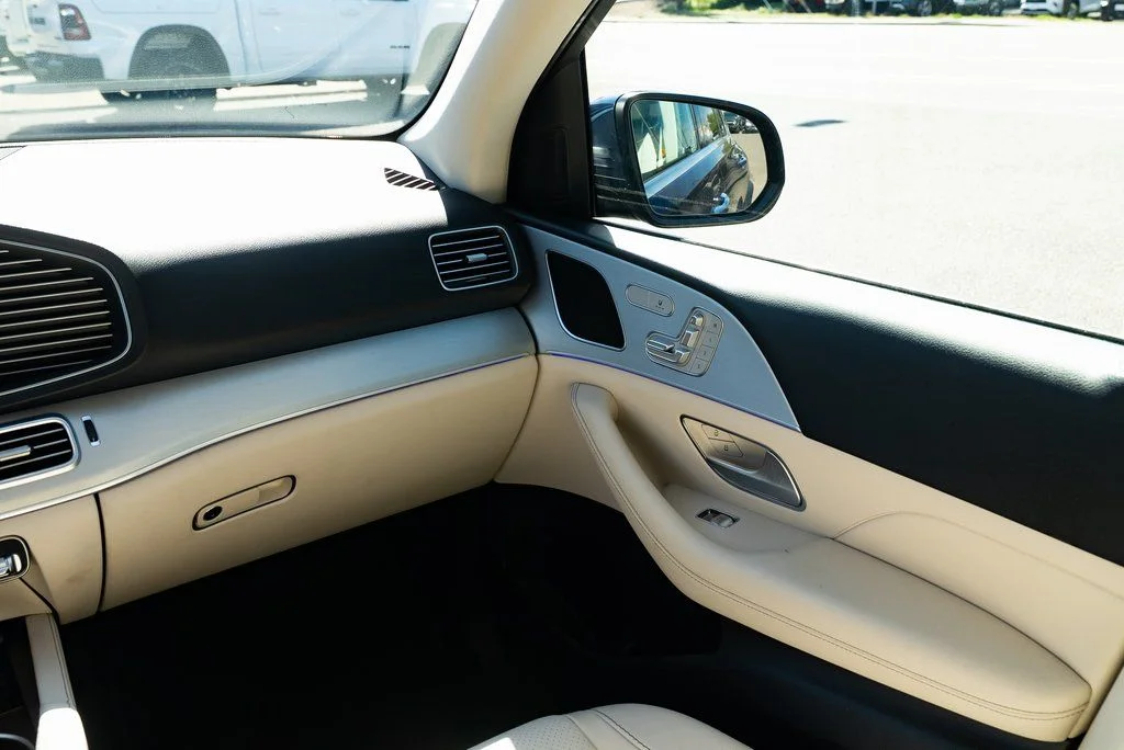Used 2024 Blue Mercedes-Benz GLE 350 image 10