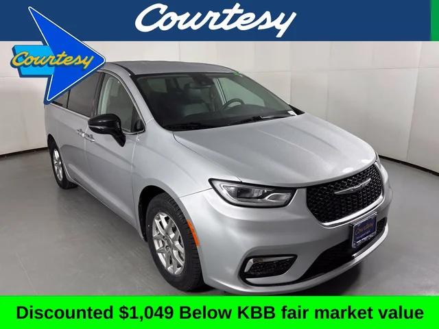 2024 Chrysler Pacifica Touring L