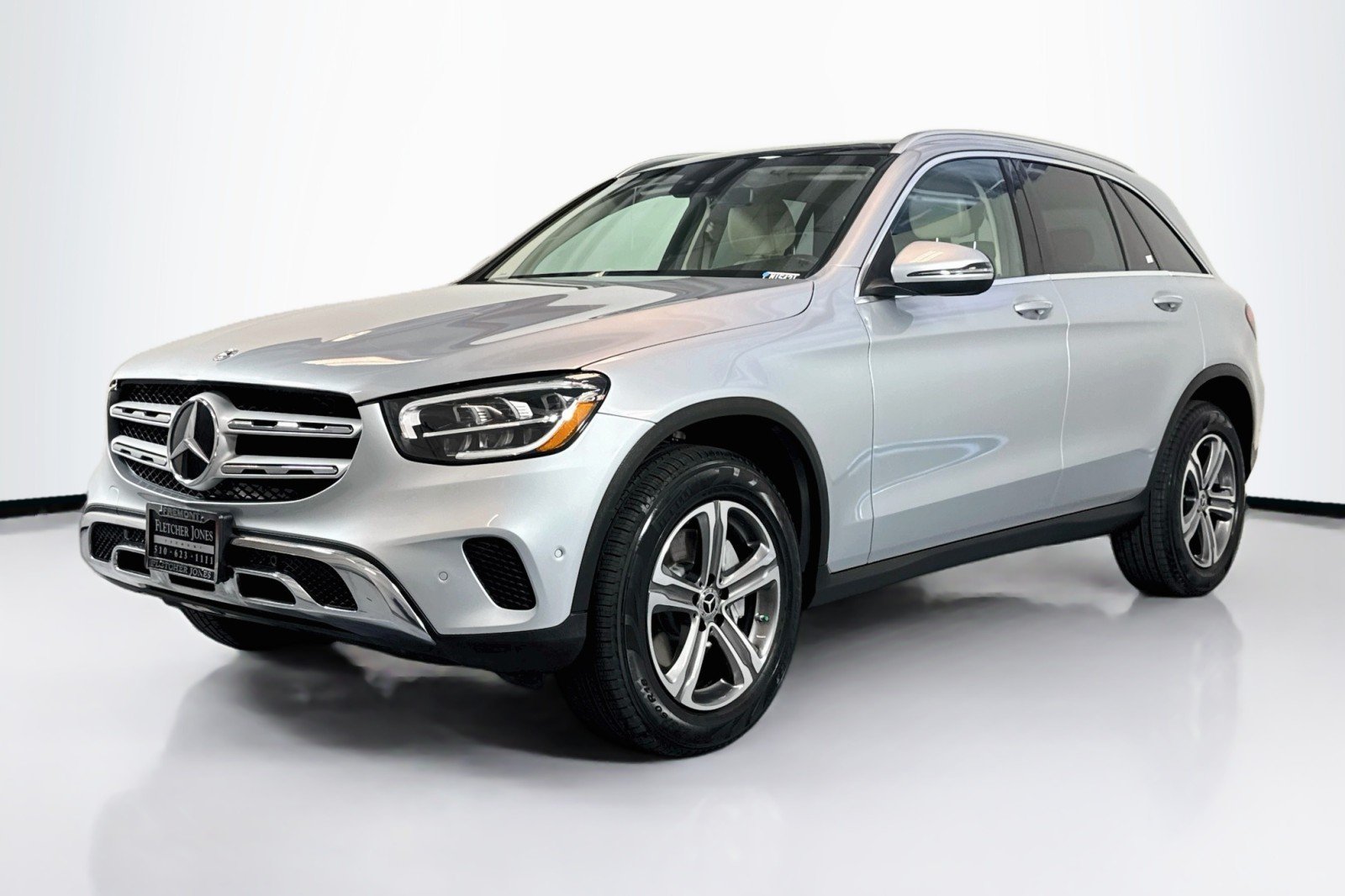 2022 Mercedes-Benz GLC GLC 300's photo