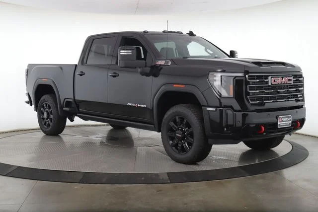 Used 2025 Black GMC AT4 image 2
