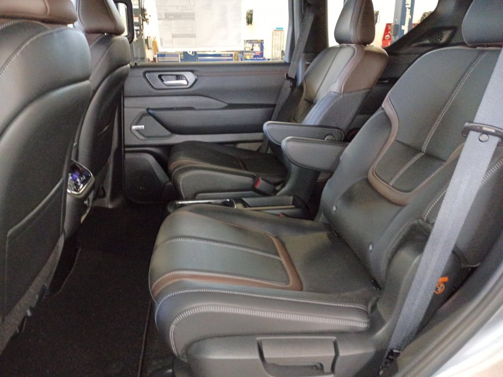 2026 Nissan Armada SL - Photo 18