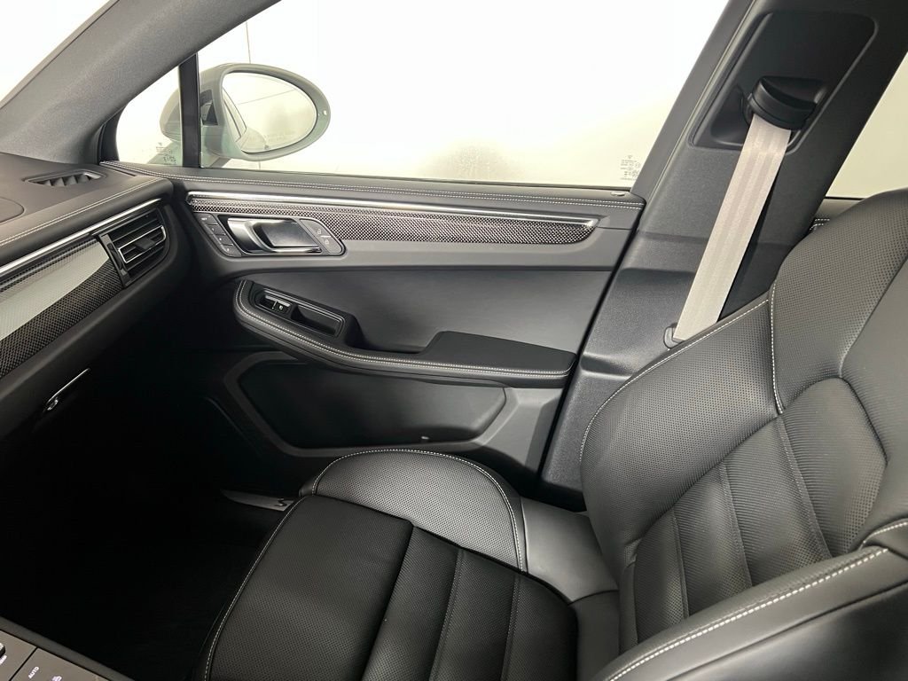 2026 Porsche Macan S - Photo 23