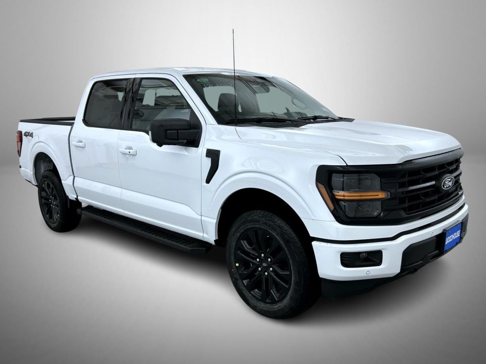 New 2026 Oxford White Ford XLT image 3