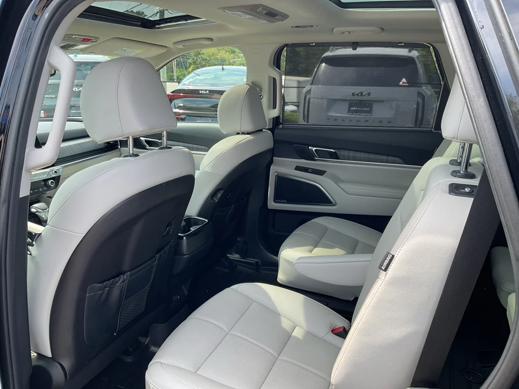 Used 2024 Ebony Black Kia SX image 21