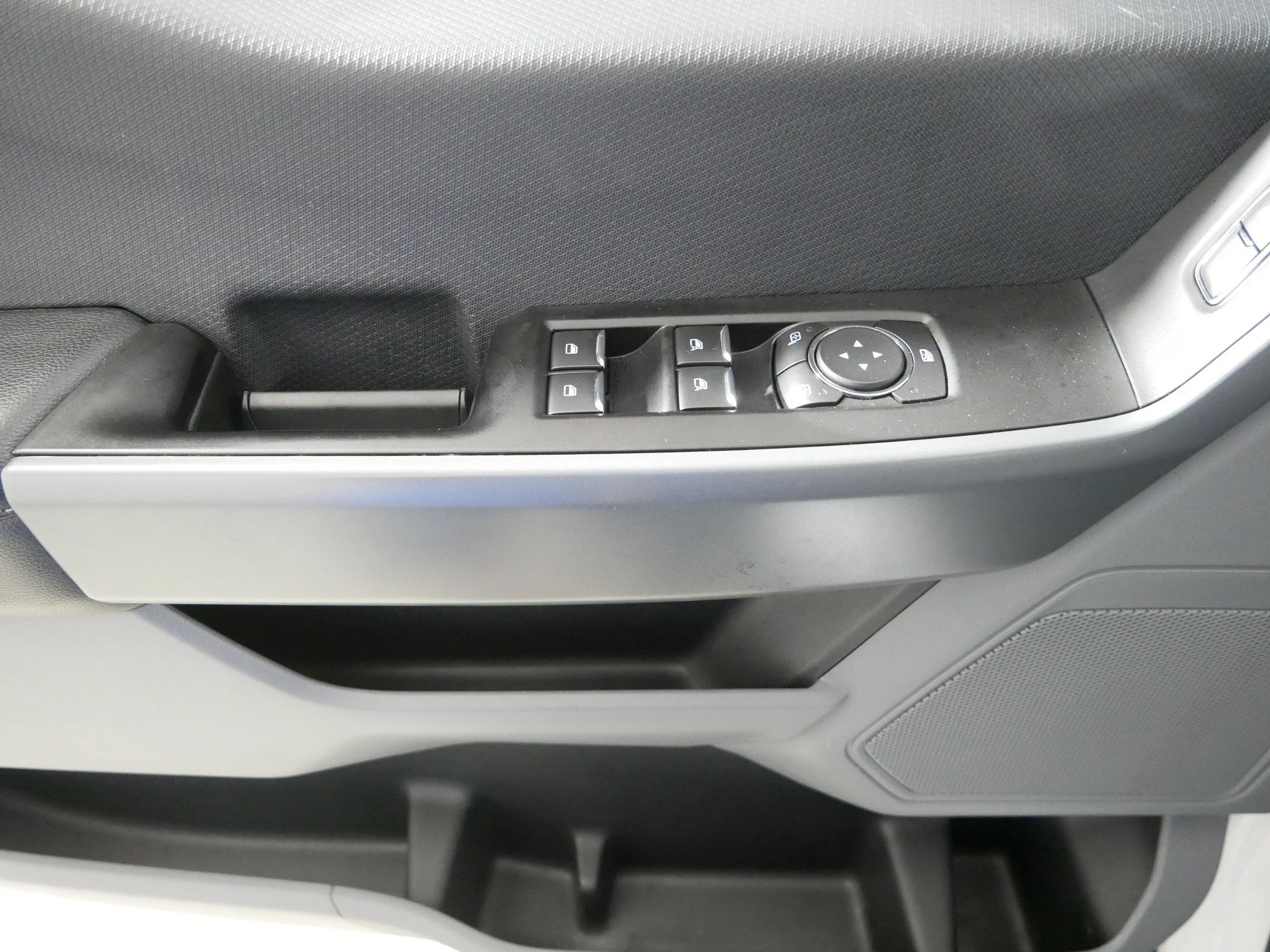 Used 2022 Space White Metallic Ford XLT image 19