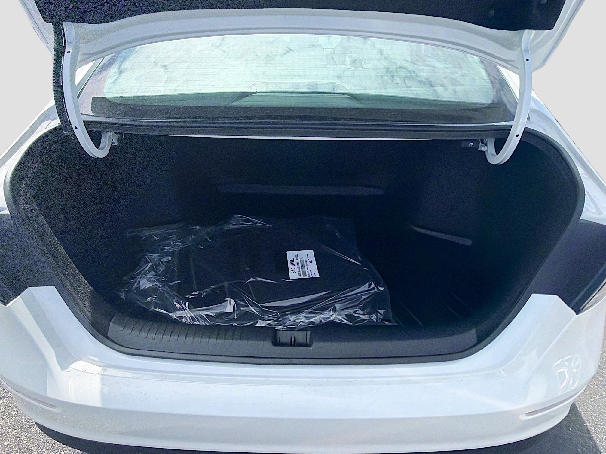 New 2026 Platinum White Pearl Honda LX image 21