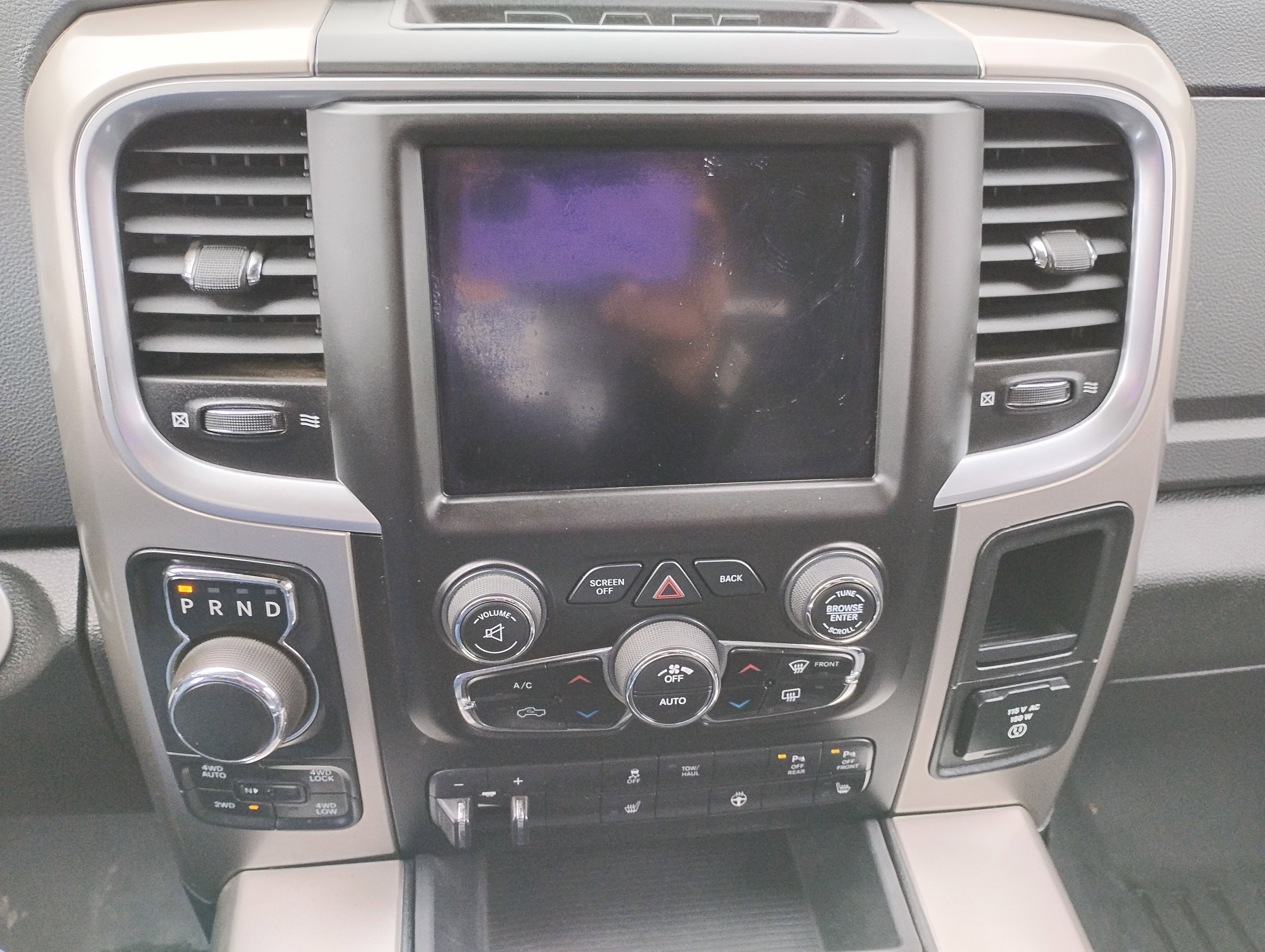 Used 2018 Bright White Clearcoat Ram Big Horn image 12