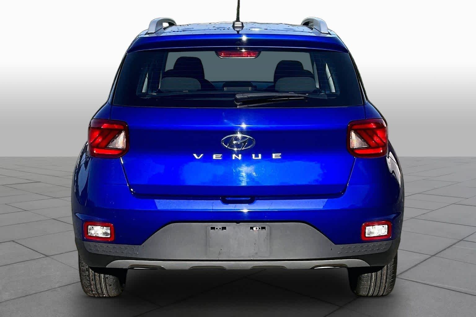 Pre-Owned 2024 Hyundai Venue SEL