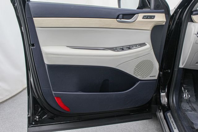 Used 2024 Black Hyundai Limited image 9