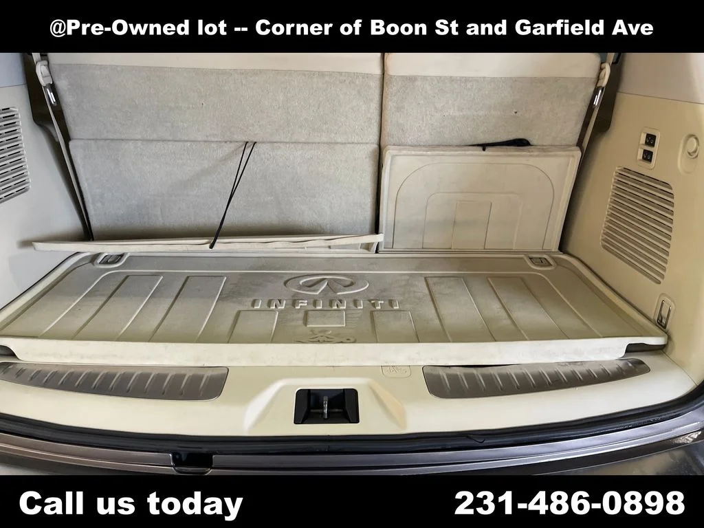 Used 2015 Gray INFINITI Base image 10